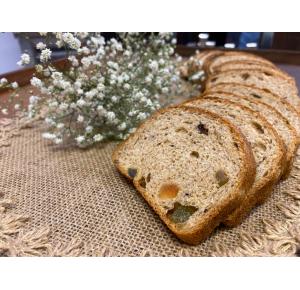 PÃO INTEGRAL 350g CASTANHA E FRUTAS (PRODUÇÃO QUARTA)